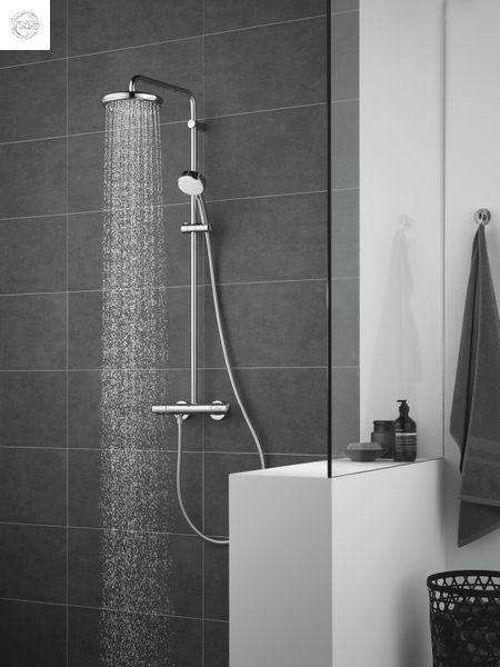 Душевая стойка Grohe Tempesta Cosmopolitan 210 с термостатом (27922001) 27922001 фото